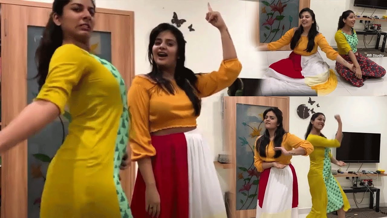 Srimukhi and Vishnu Priya dance